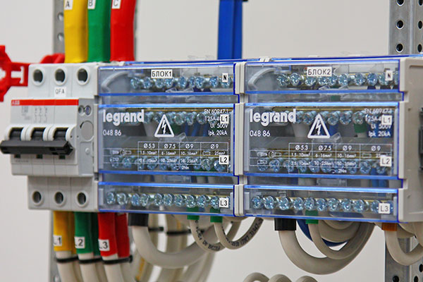 Interventions électriques sécurisées pour professionnels à Loos