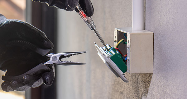 Dépannage électrique rapide à Lomme